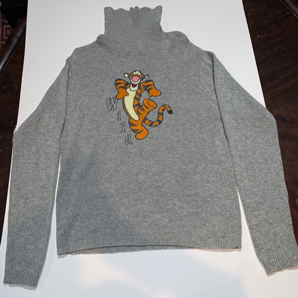 Disney Pooh Tigger Gray Sweater Women Large